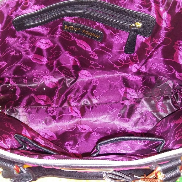 Purse - Picture 3 of 3